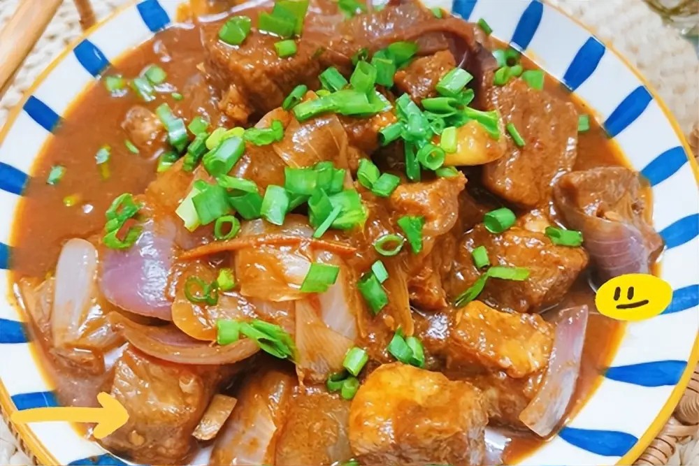 Bò hầm cà chua hành tây