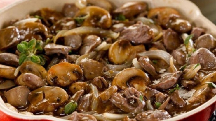 Tim gà xào nấm