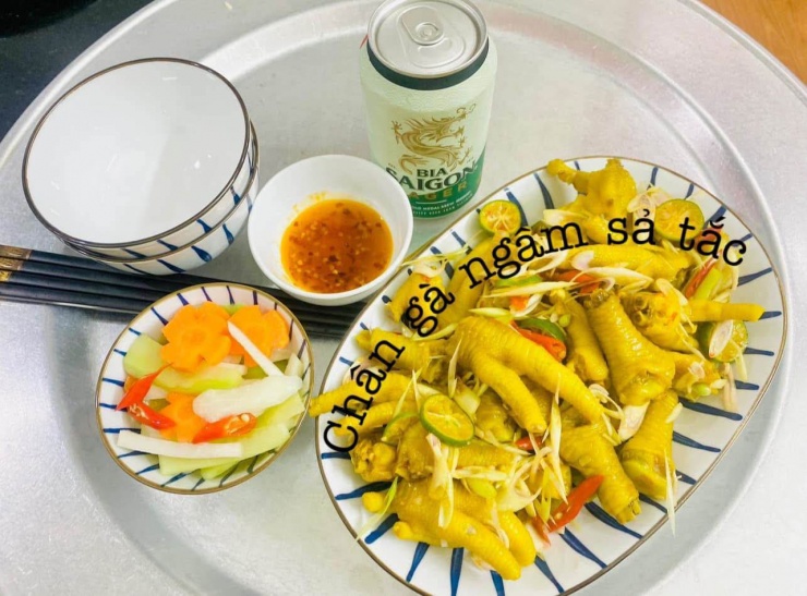 Gợi ý món nhậu ngon cho 2 vợ chồng ngày hè nóng bức.