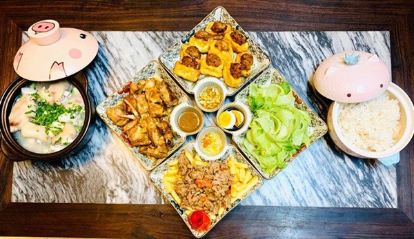 Mâm cơm Việt đơn giản nhưng đầy yêu thương của gia đình diễn viên nổi tiếng giữa nước ngoài - 10