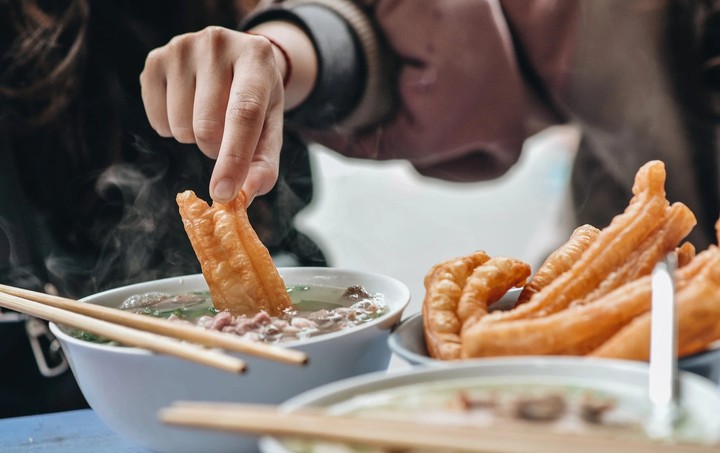 Có Nên Kết Hợp Quẩy Khi Ăn Phở? Câu Chuyện Thú Vị Đằng Sau Thói Quen Này - 6