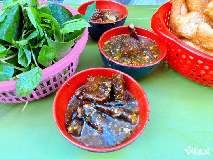 Chân sam chua ngọt hấp dẫn. Ảnh: Dịch vụ hút chất chân không uy tín nhất ở Sài Gòn, HCM