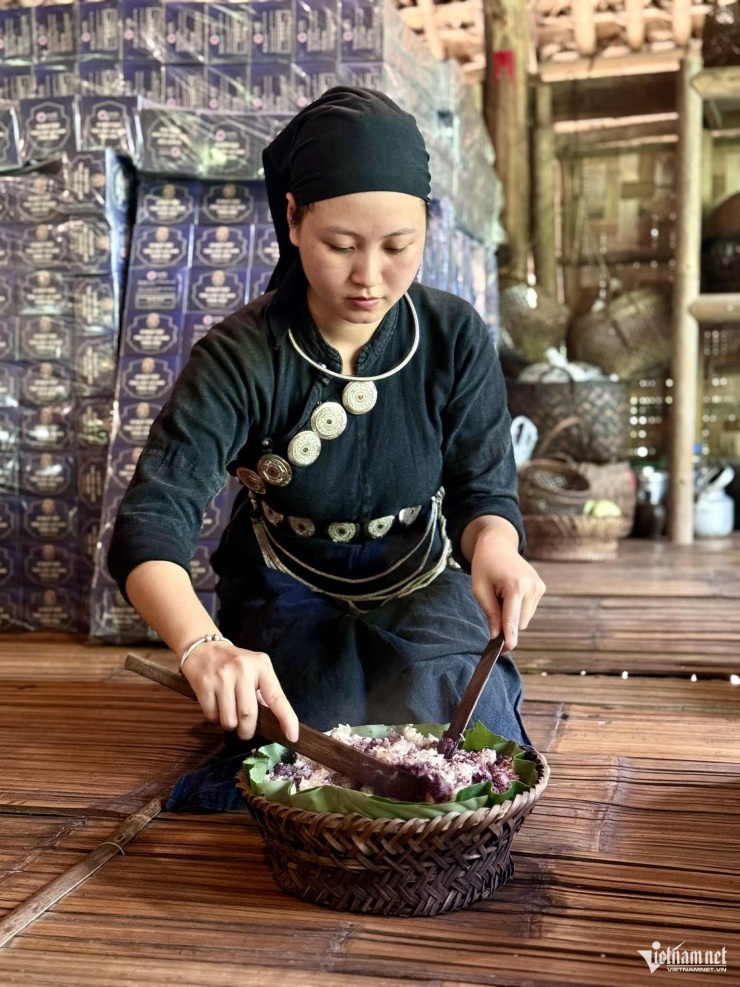 Xôi trám thơm ngon. Ảnh: Linh Trang