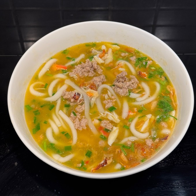 Món bánh canh ghẹ do Tăng Thanh Hà chế biến