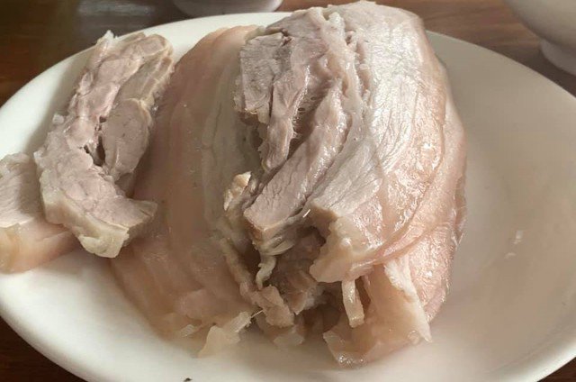 Thịt luộc ngon không có mùi hôi và không bị thâm