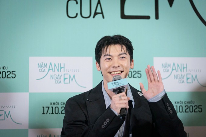 Hứa Quang Hán tại buổi ra mắt phim ở TP HCM