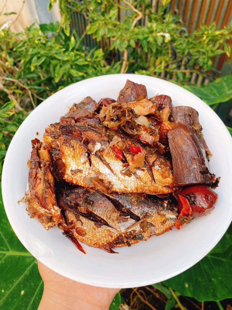 Cá mòi kho thành phẩm