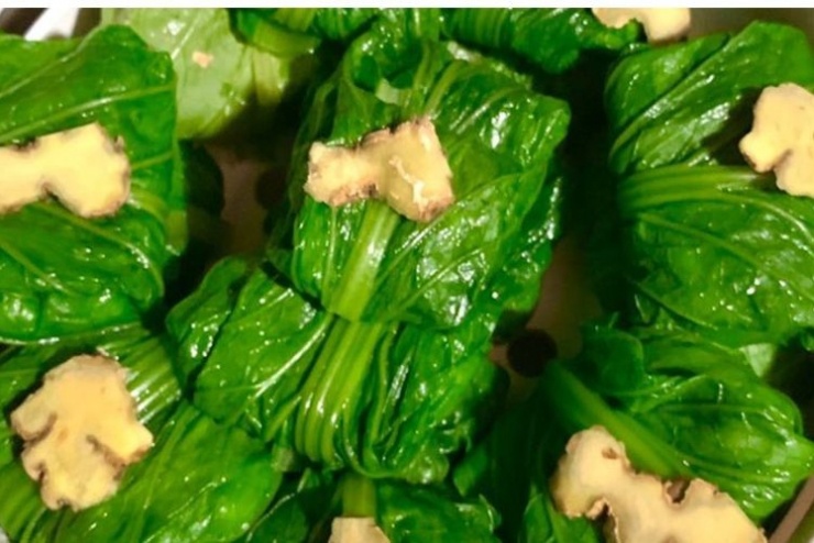 Cải bẹ xanh cuốn thịt