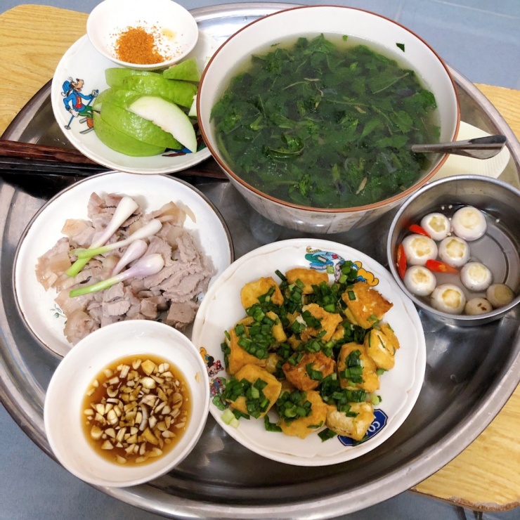 Mâm cơm hai người dưới 100.000 đồng của 9X Buôn Ma Thuột - 1