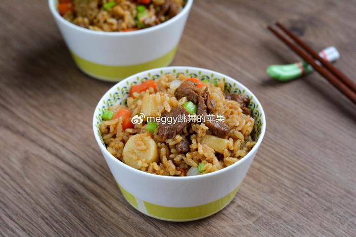 Cơm Hầm Thịt Dê và Khoai Từ