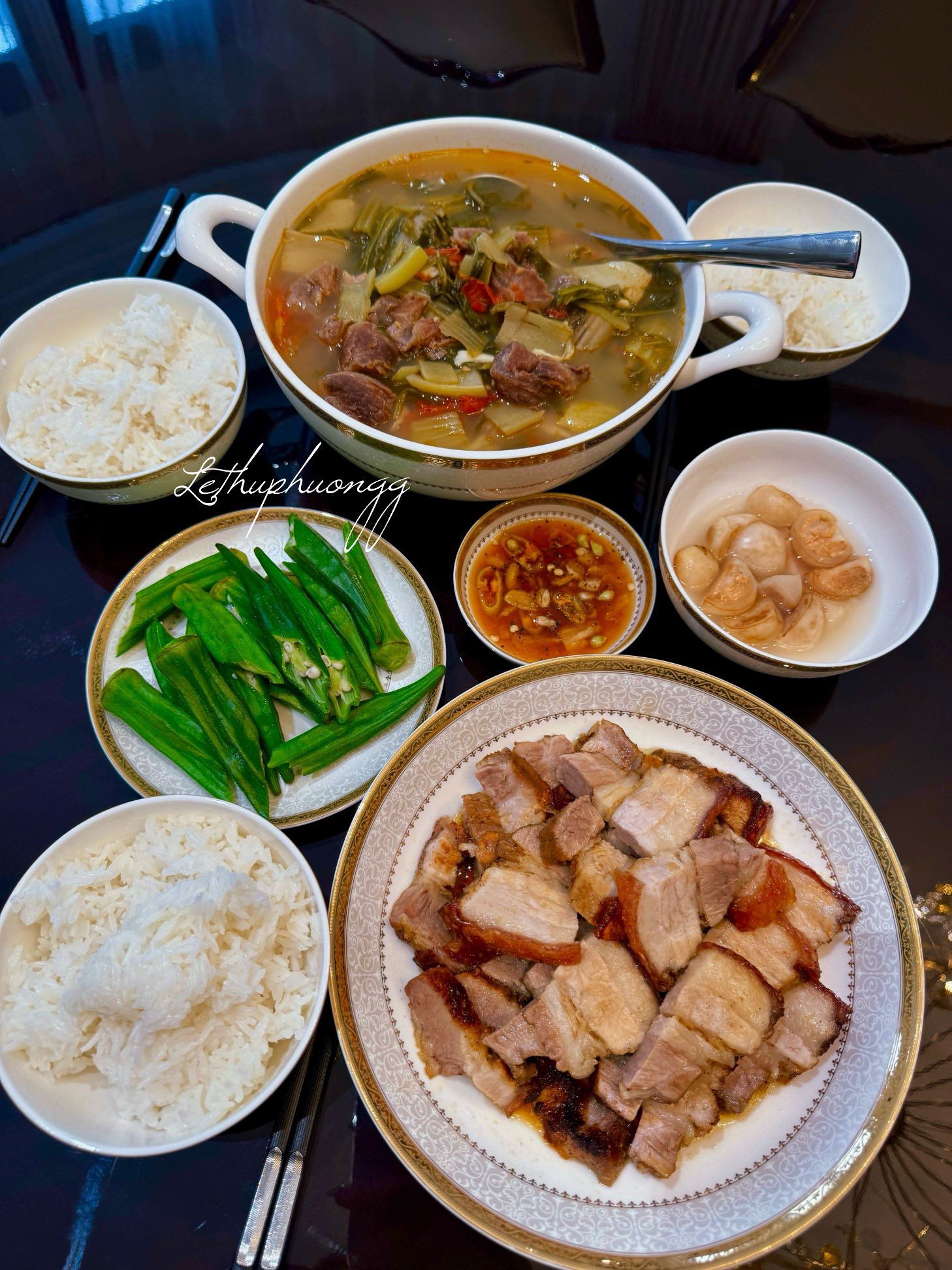 Ba chỉ nướng ngũ vị - Đậu bắp luộc - Canh dưa nấu gân thăn bò