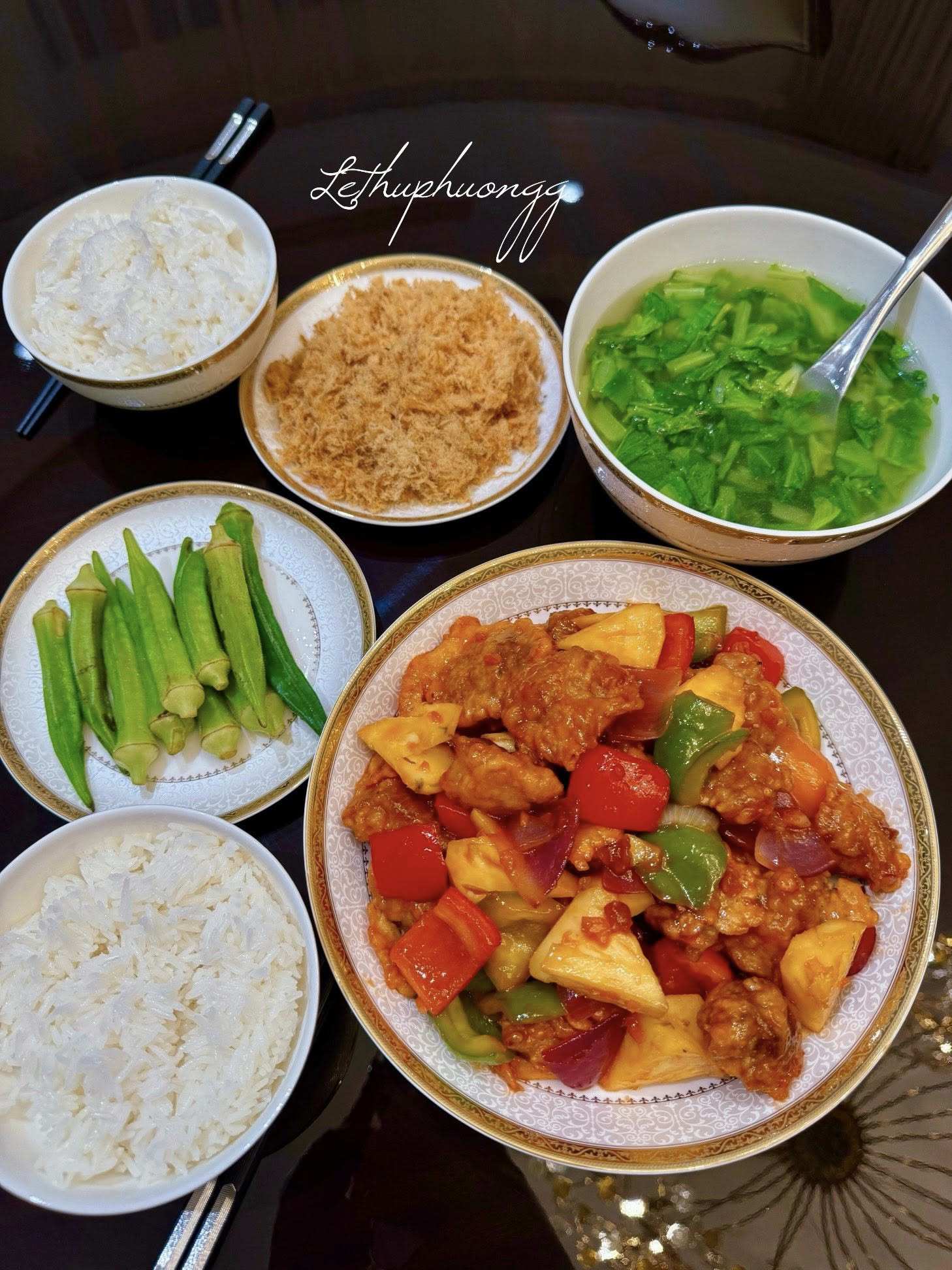 Sườn chua ngọt - Ruốc bề bề - Đậu bắp luộc - Canh cải xanh