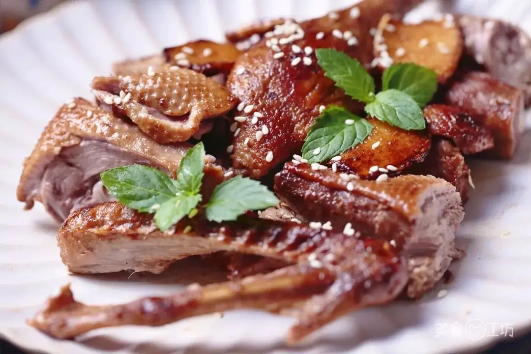 Món vịt hấp dẫn